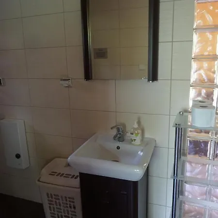 Osada Swierkowa Jaktstuga *