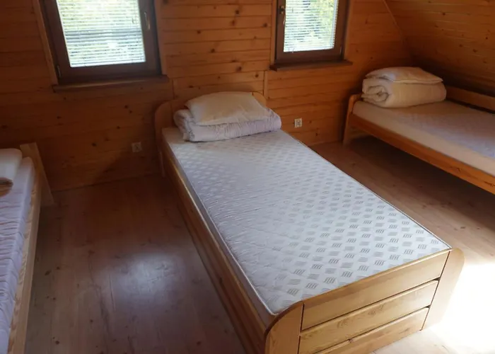 Osada Swierkowa Chata