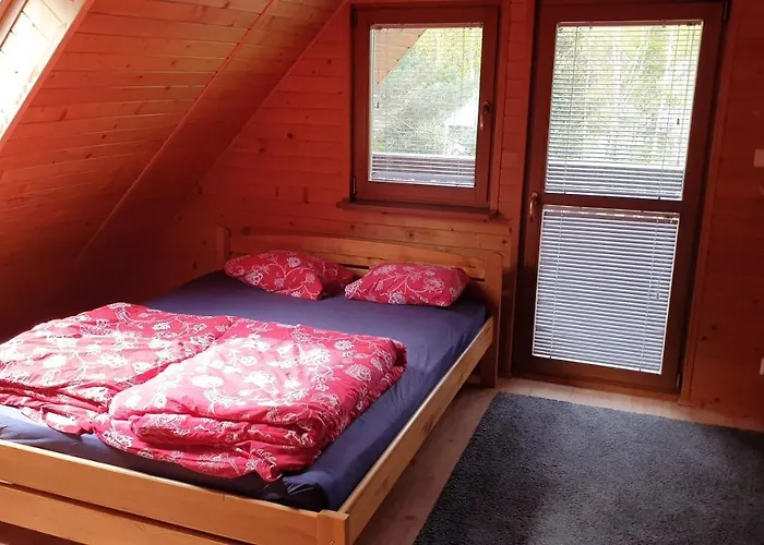 Osada Swierkowa Chata Kopalino